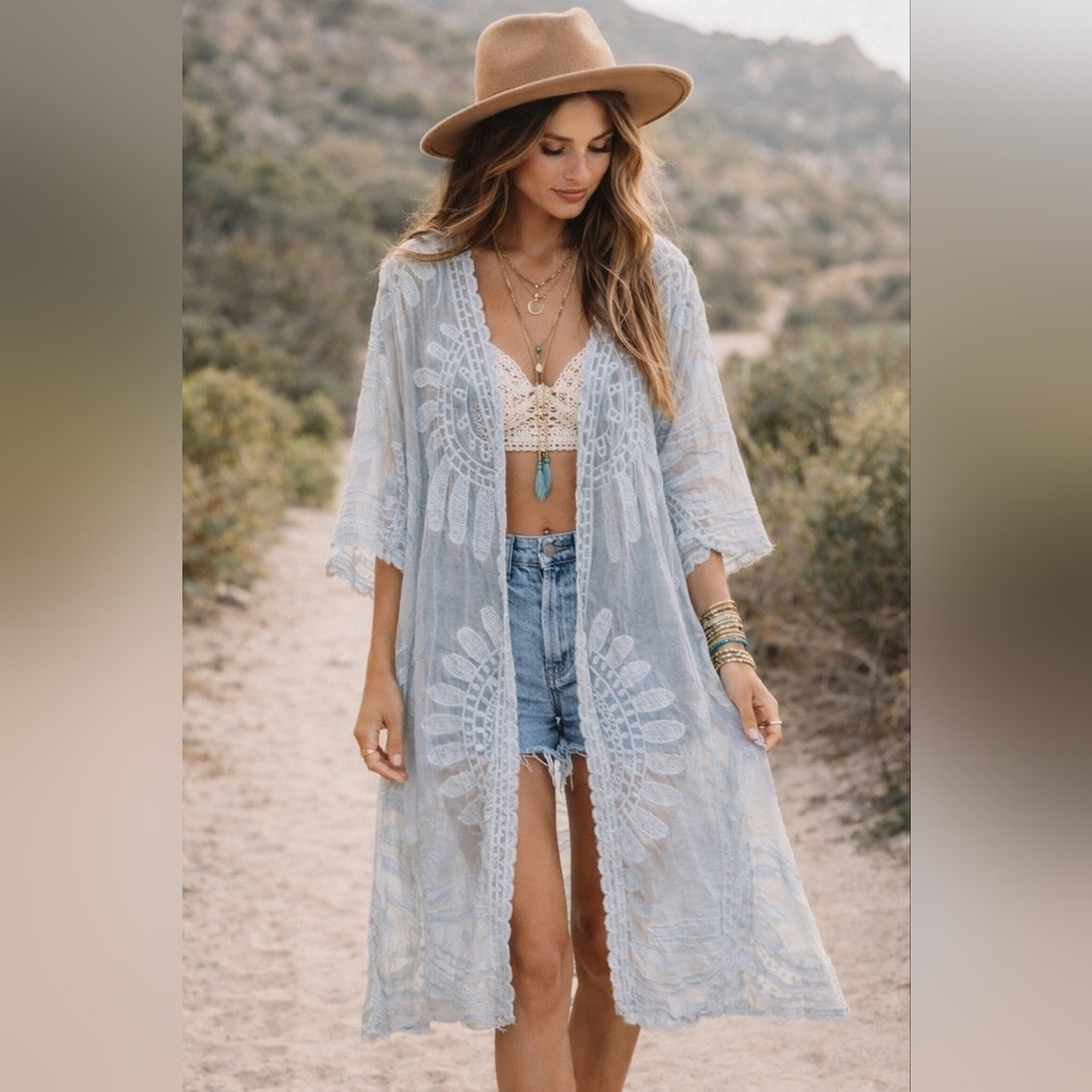 Rebellion Baby Blue Lace Kimono/ Duster Sz M #1590